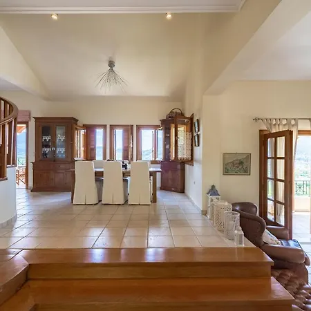 Pera Villa *