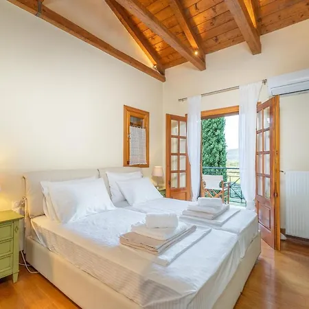Villa Pera *