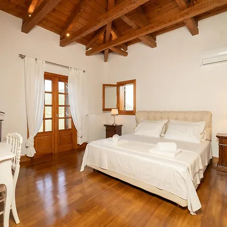 Villa Pera